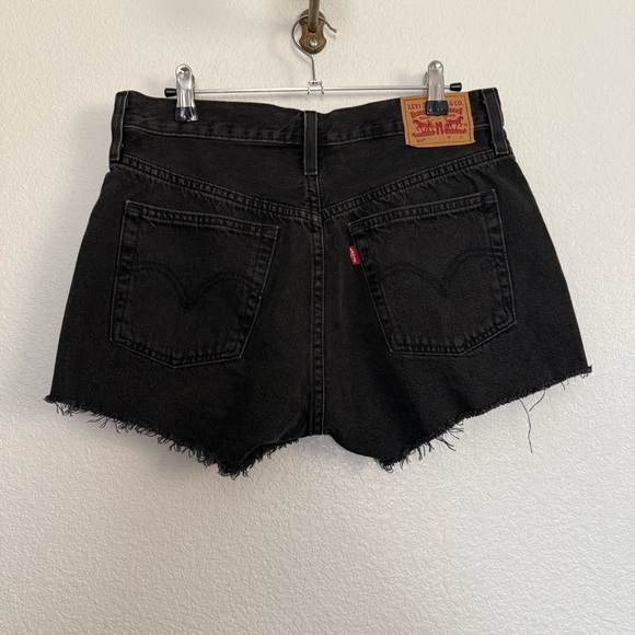 Levi’s 501 Distressed Button Fly Shorts 28 - Picture 2 of 4